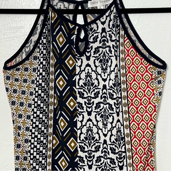 Women's Daily Special Multi-colored Tank Top, Decorative Keyhole Front/Back Sz M - Picture 2 of 7